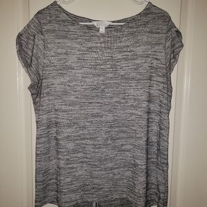 Grey blouse, tulip sleeve, button back